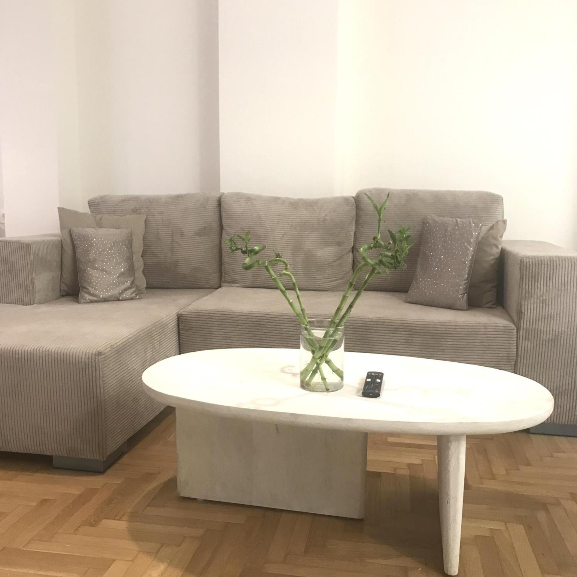 Acropolis Flat